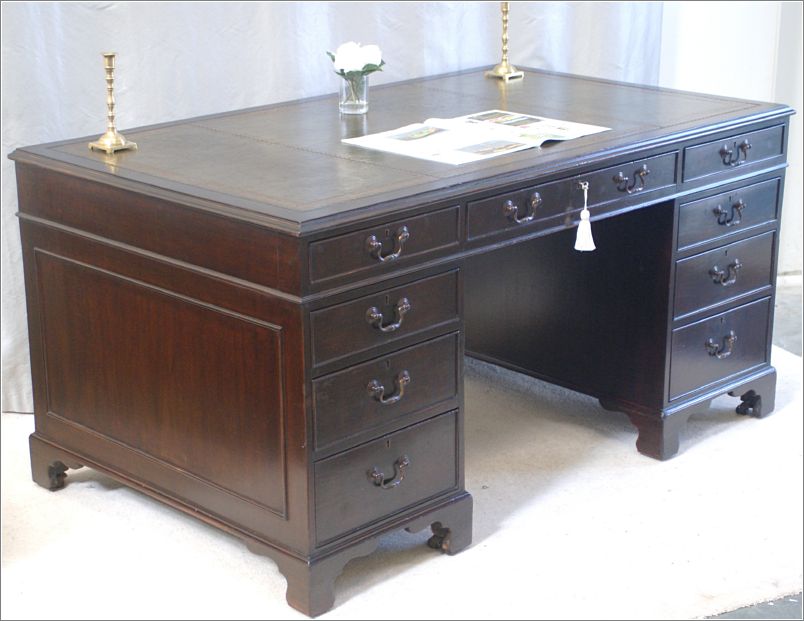 2064 Antique Edwardian Mahogany Pedestal Desk (1)